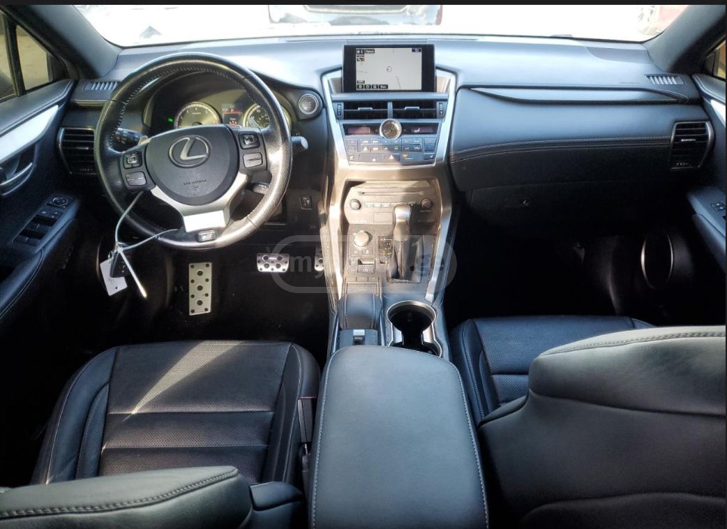 Lexus NX 200 - фото 2