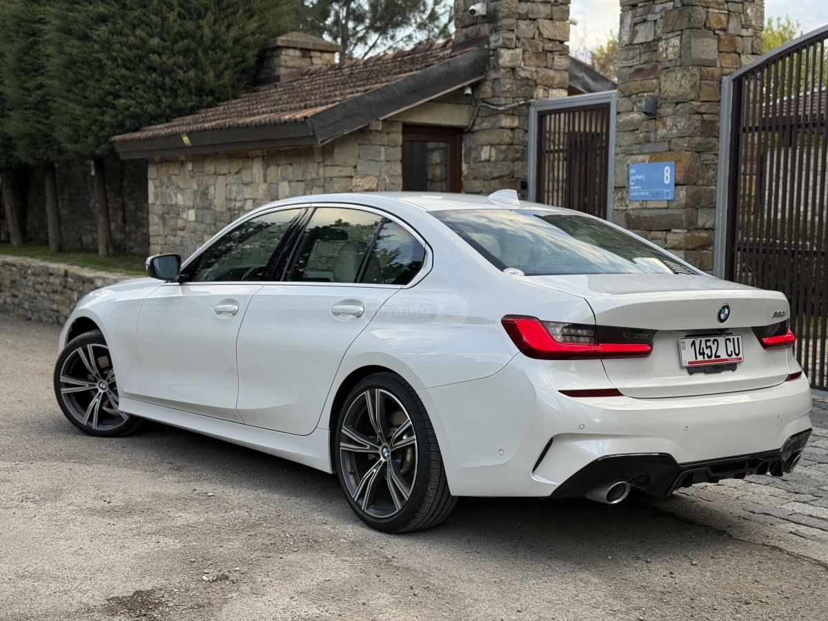 BMW 330 - фото 6