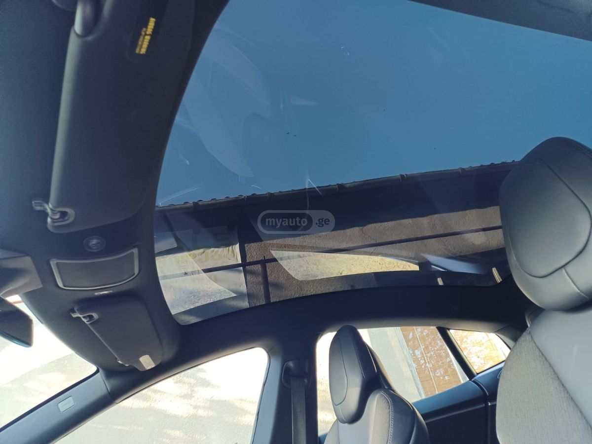 Tesla Model S - фото 10