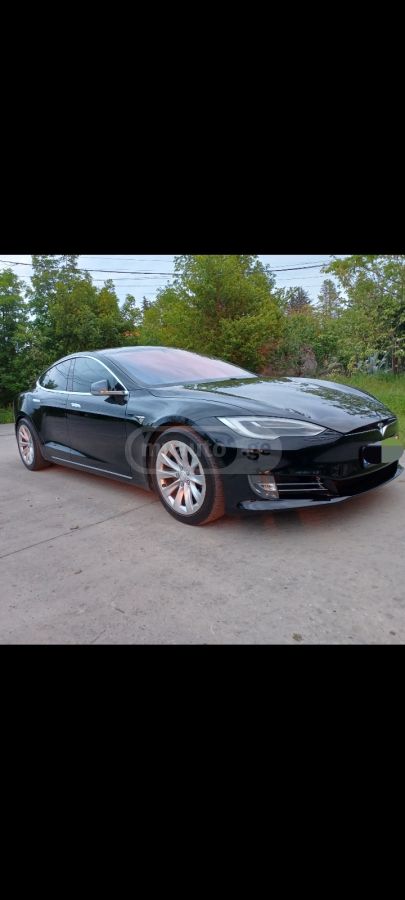 Tesla Model S - фото 4