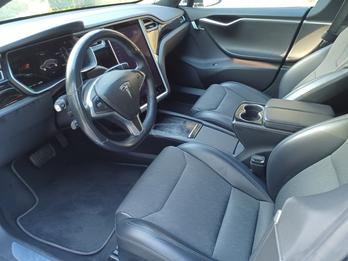 Tesla Model S - фото 5