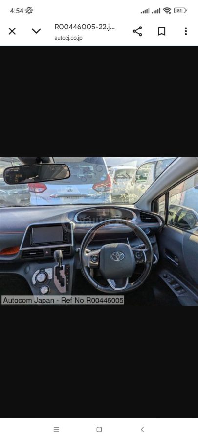 Toyota Sienta - фото 6