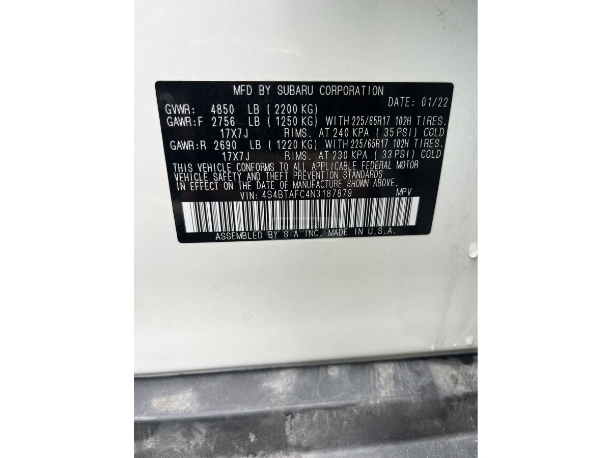 Subaru Premium 4dr All-Wheel Drive CV — миниатюра 5