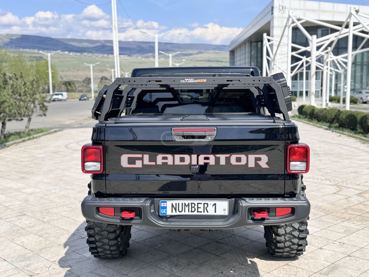 Jeep Gladiator - фото 12