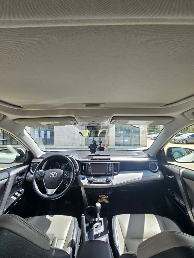 Toyota Rav 4 - фото 10