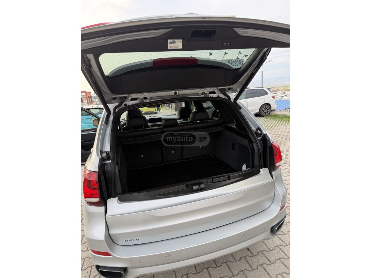 BMW X5 - фото 10