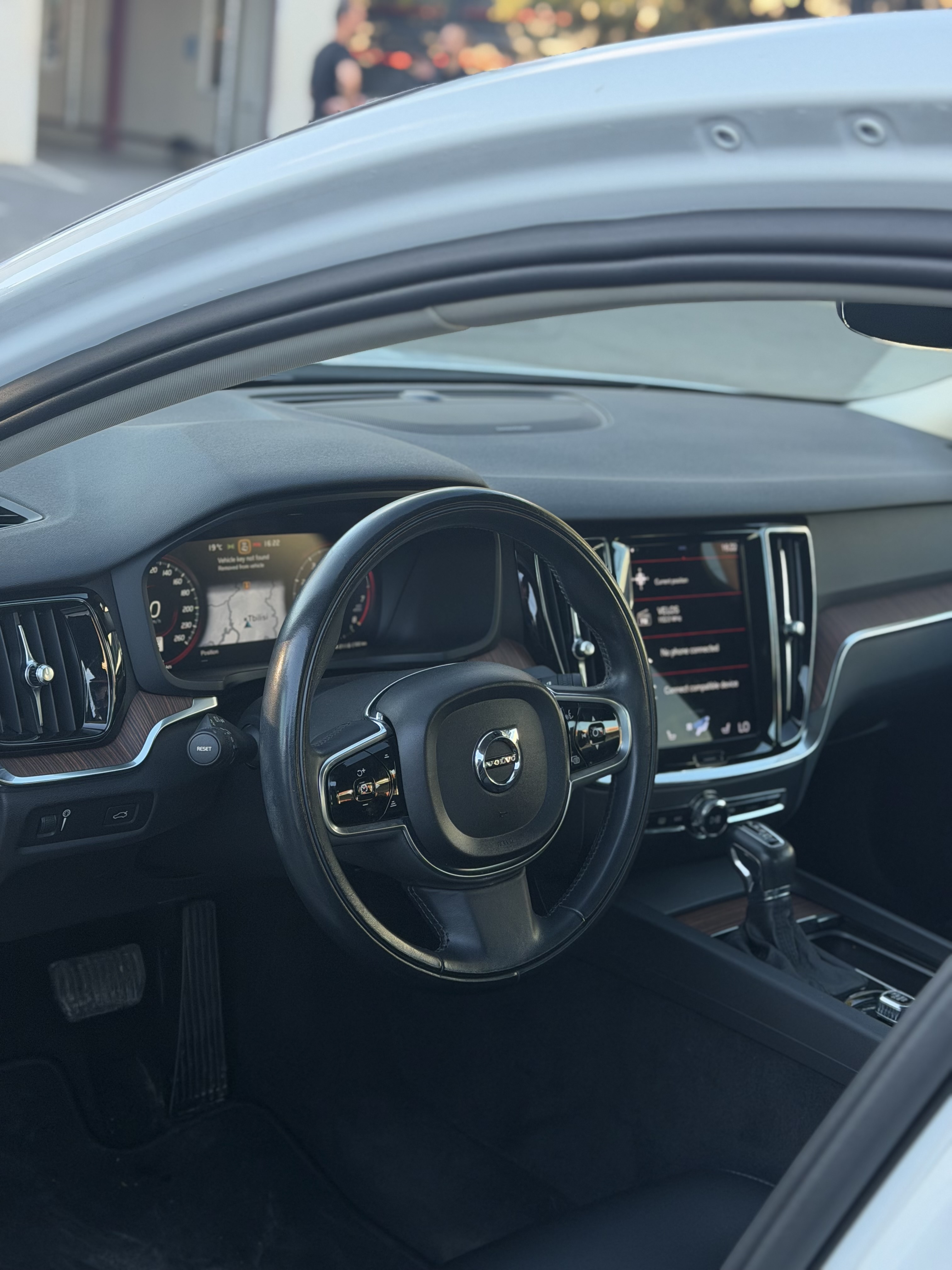 Volvo S 60 - фото 4