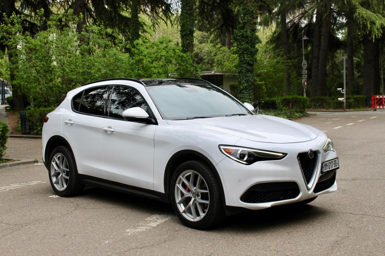 Alfa Romeo Stelvio - фото 3