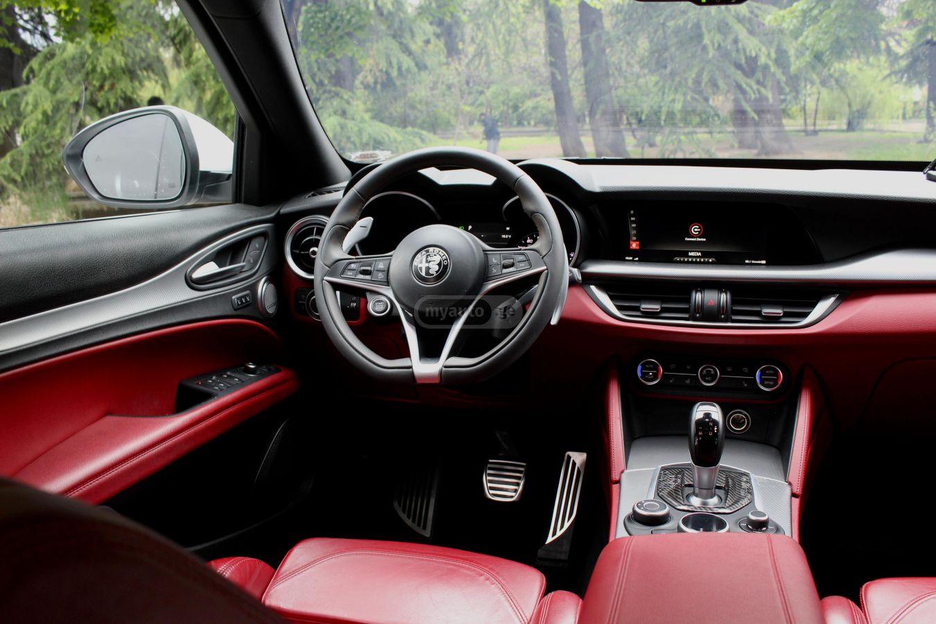 Alfa Romeo Stelvio - фото 7