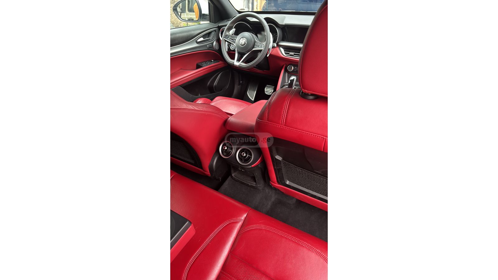 Alfa Romeo Stelvio - фото 9