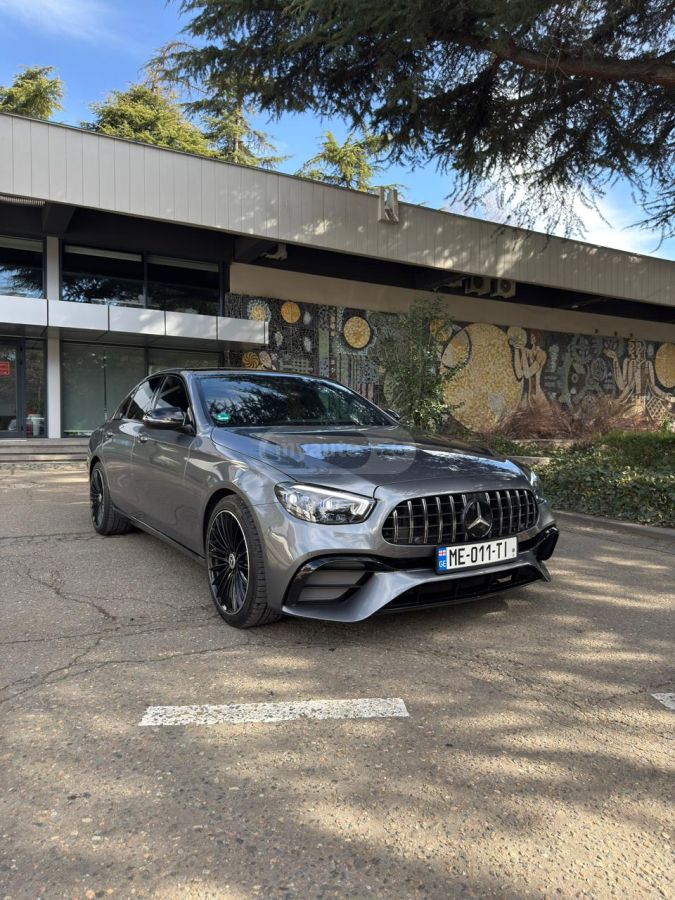 Mercedes-Benz E 220 - фото 5