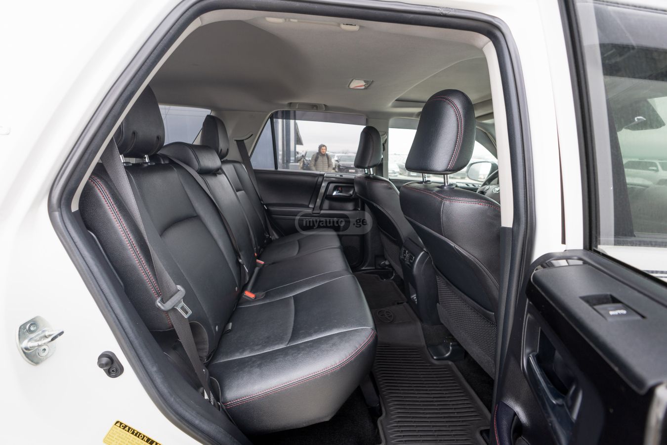 Toyota 4 Runner - фото 8