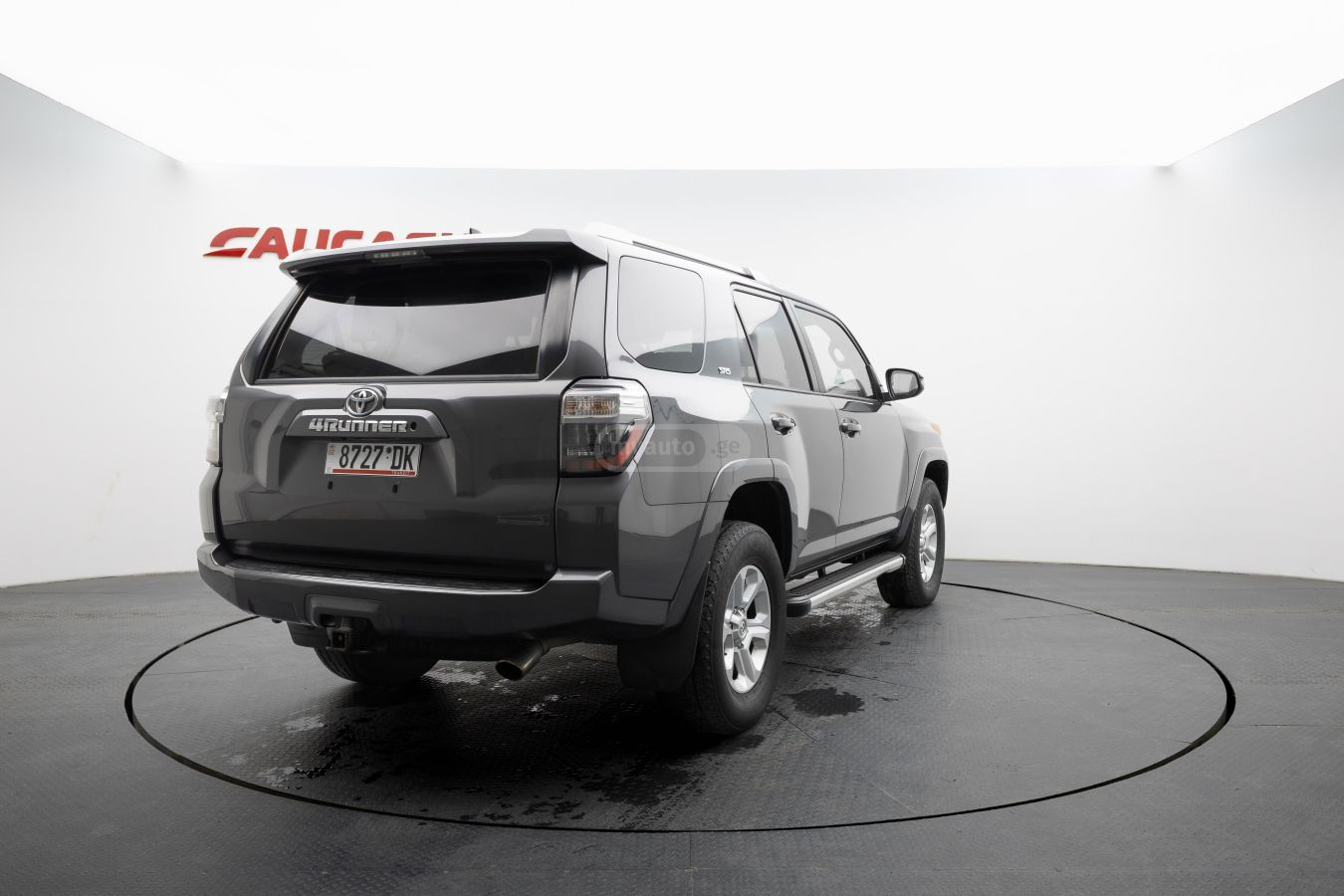 Toyota 4 Runner - фото 4