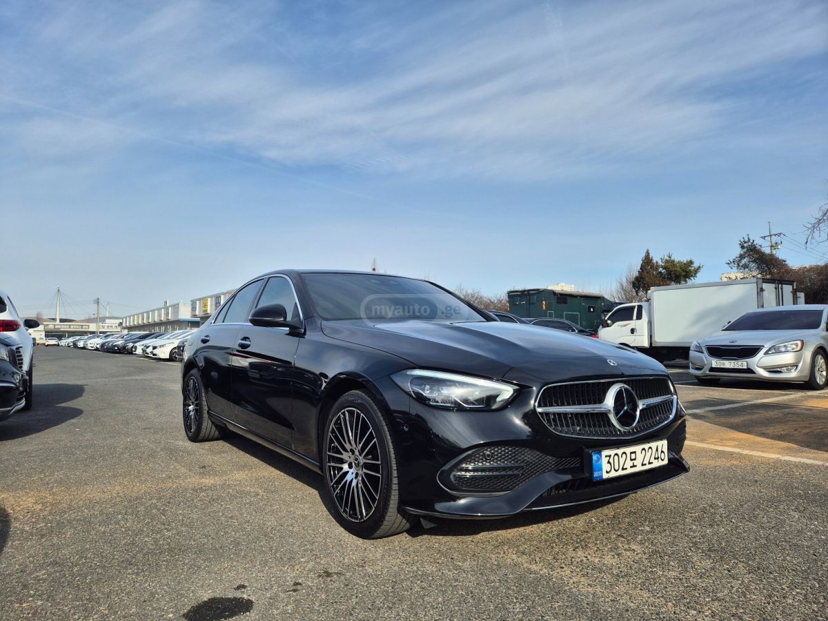 Mercedes-Benz C 200 2023 — миниатюра 1