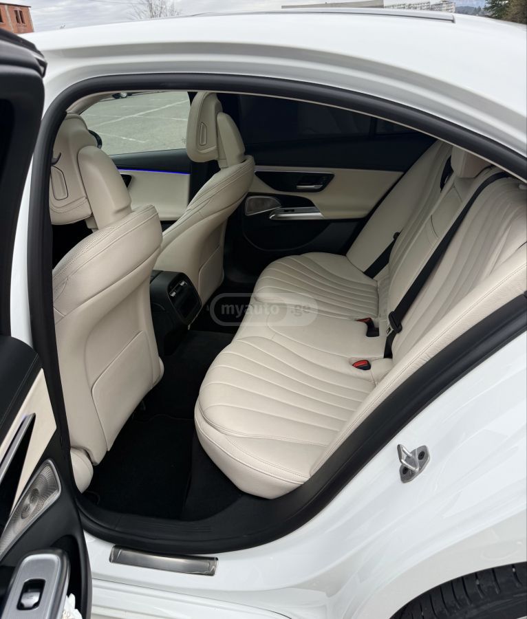 Mercedes-Benz E 350 - фото 8