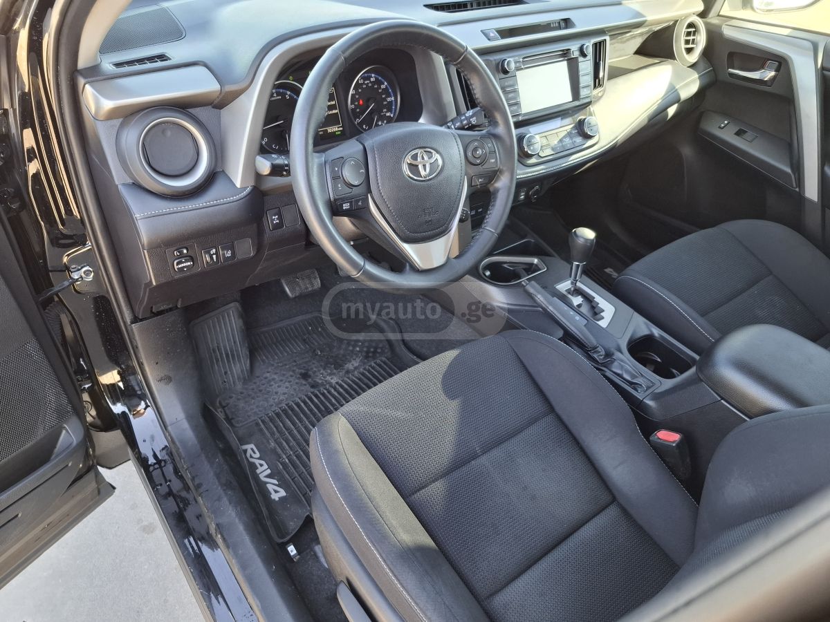 Toyota RAV 4 - фото 14
