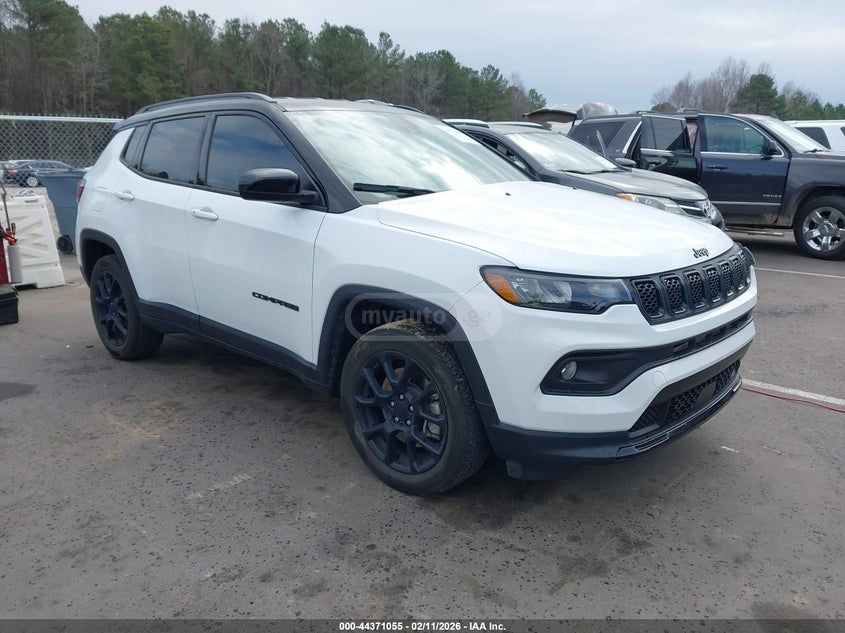 Jeep 2023 JEEP COMPASS ALTITUDE 4X4 — миниатюра 1
