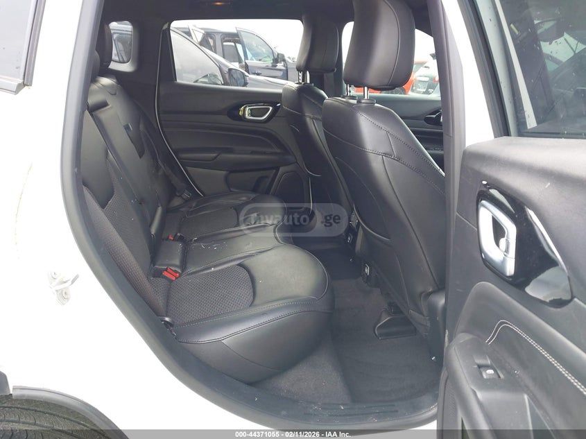 Jeep 2023 JEEP COMPASS ALTITUDE 4X4 — миниатюра 7