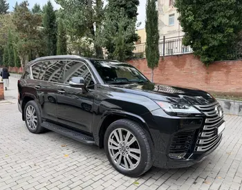 Lexus LX 500