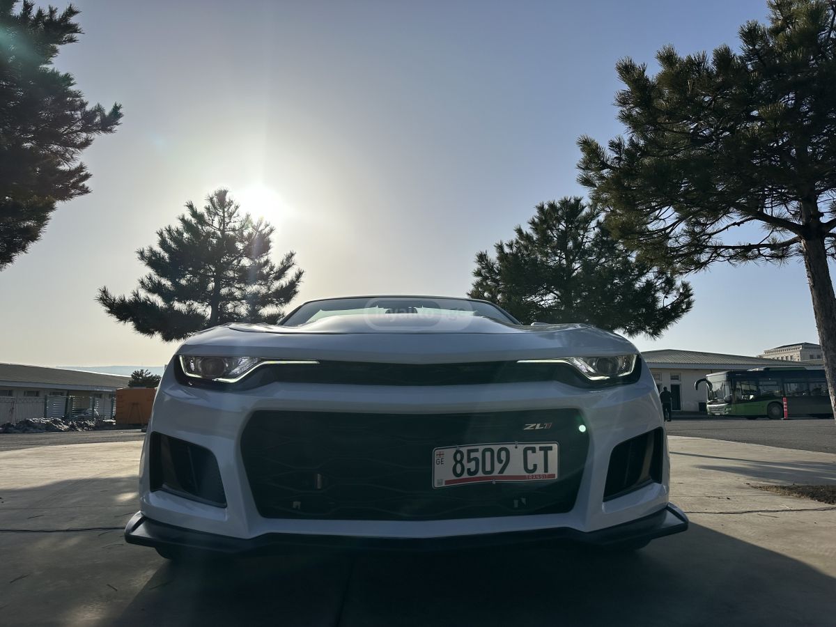 Chevrolet Camaro 2023 — миниатюра 11