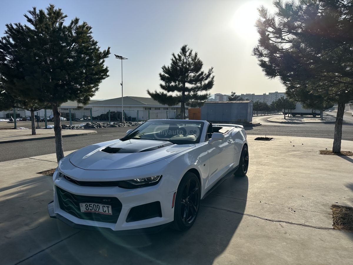 Chevrolet Camaro 2023 — миниатюра 12