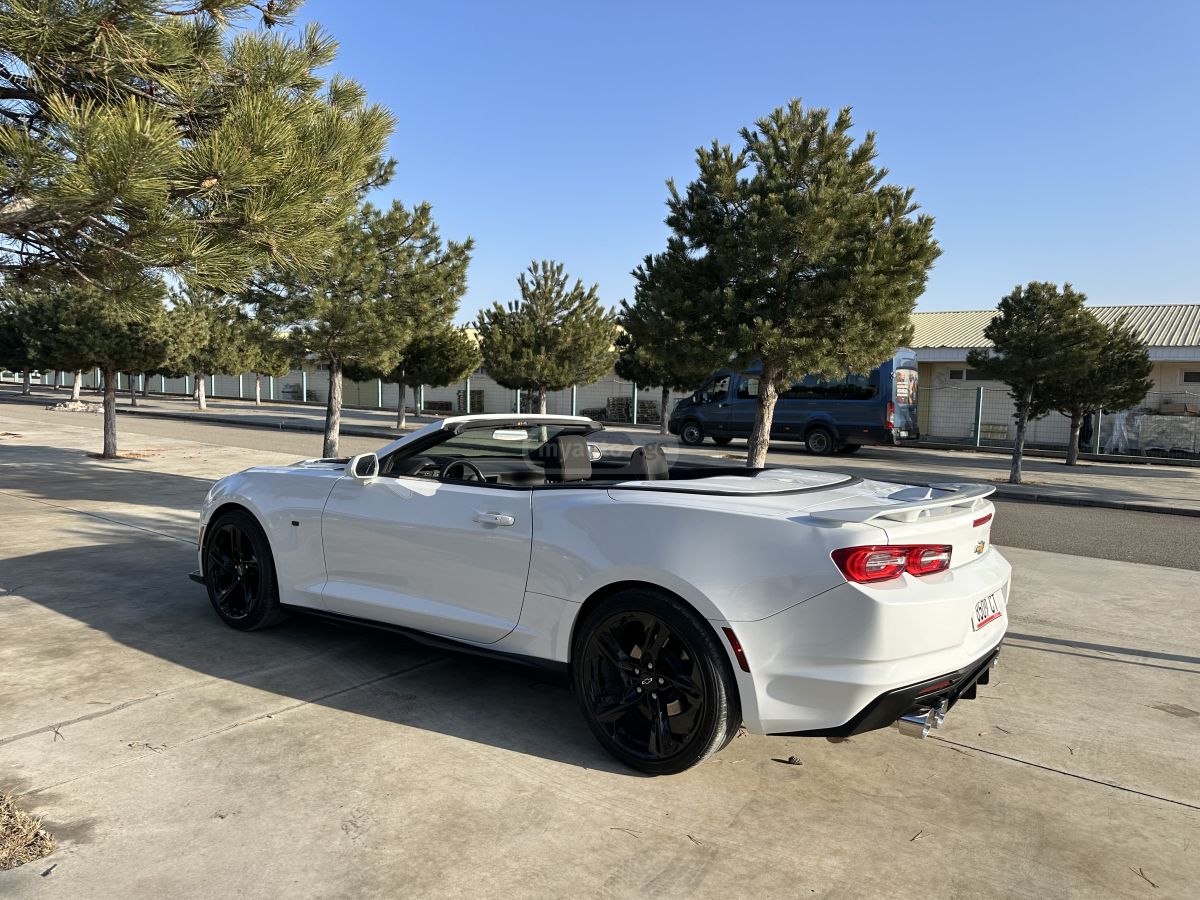 Chevrolet Camaro 2023 — миниатюра 13