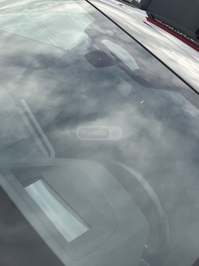 BMW Base 4dr Rear-Wheel Drive Seda — миниатюра 10