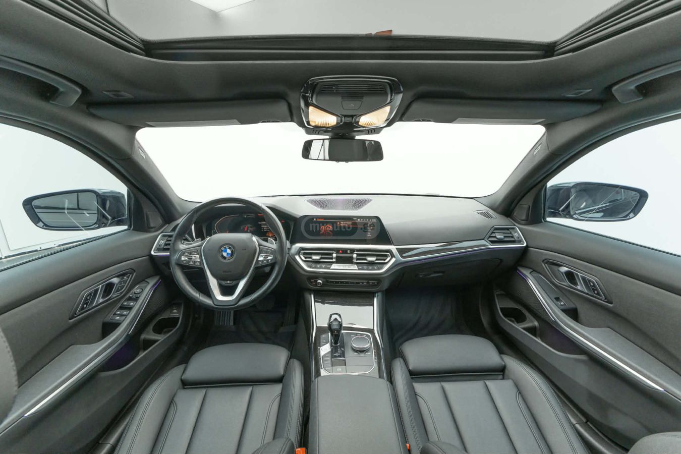 BMW Base 4dr Rear-Wheel Drive Seda — миниатюра 12