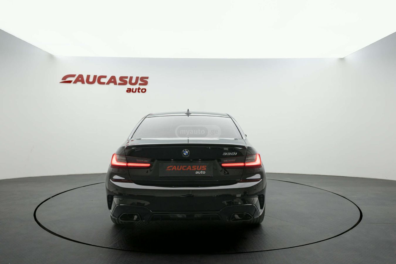 BMW Base 4dr Rear-Wheel Drive Seda — миниатюра 6