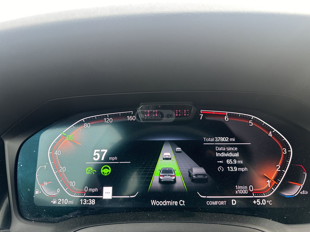 BMW Base 4dr Rear-Wheel Drive Seda — миниатюра 9