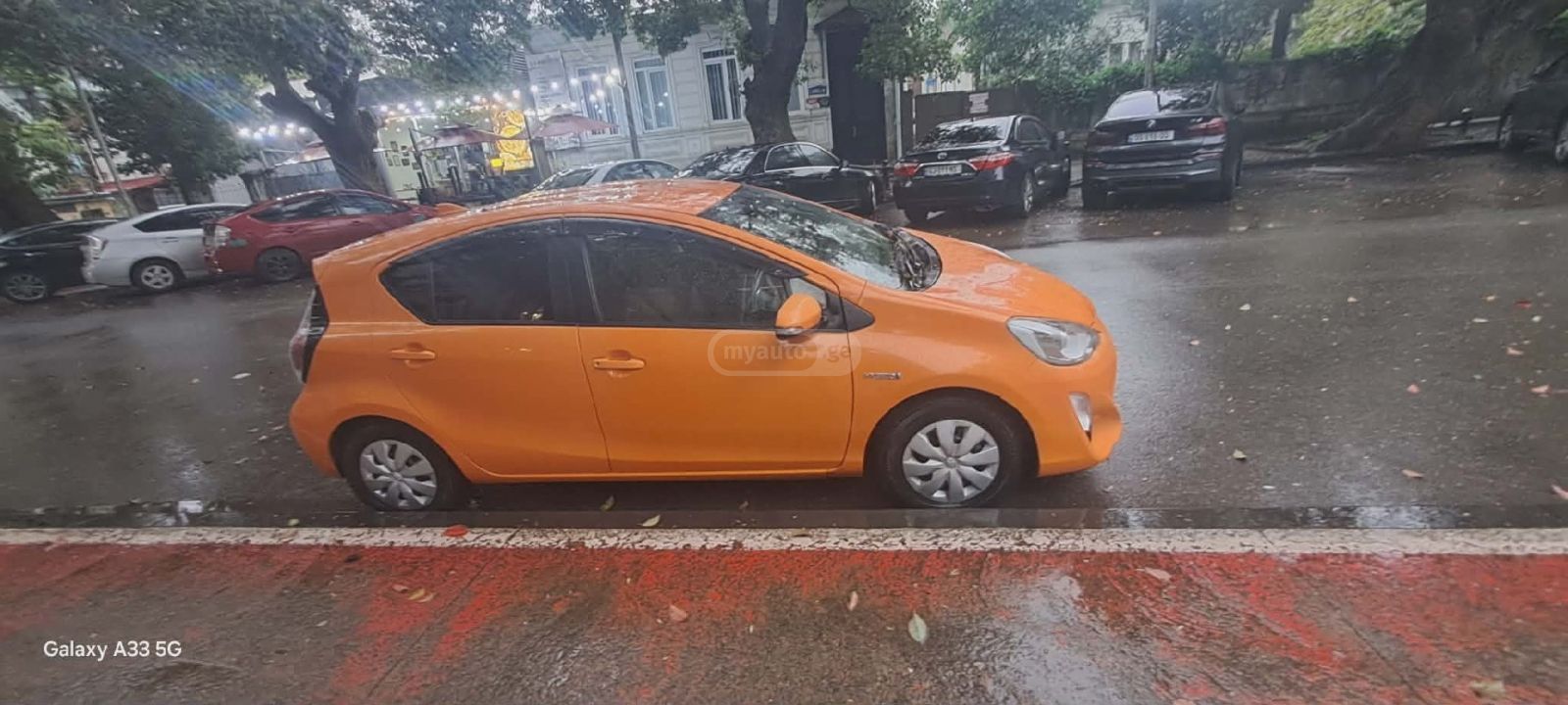 Toyota Aqua - фото 1