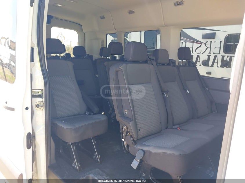 Ford E350 - фото 8