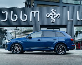 Audi Q7 