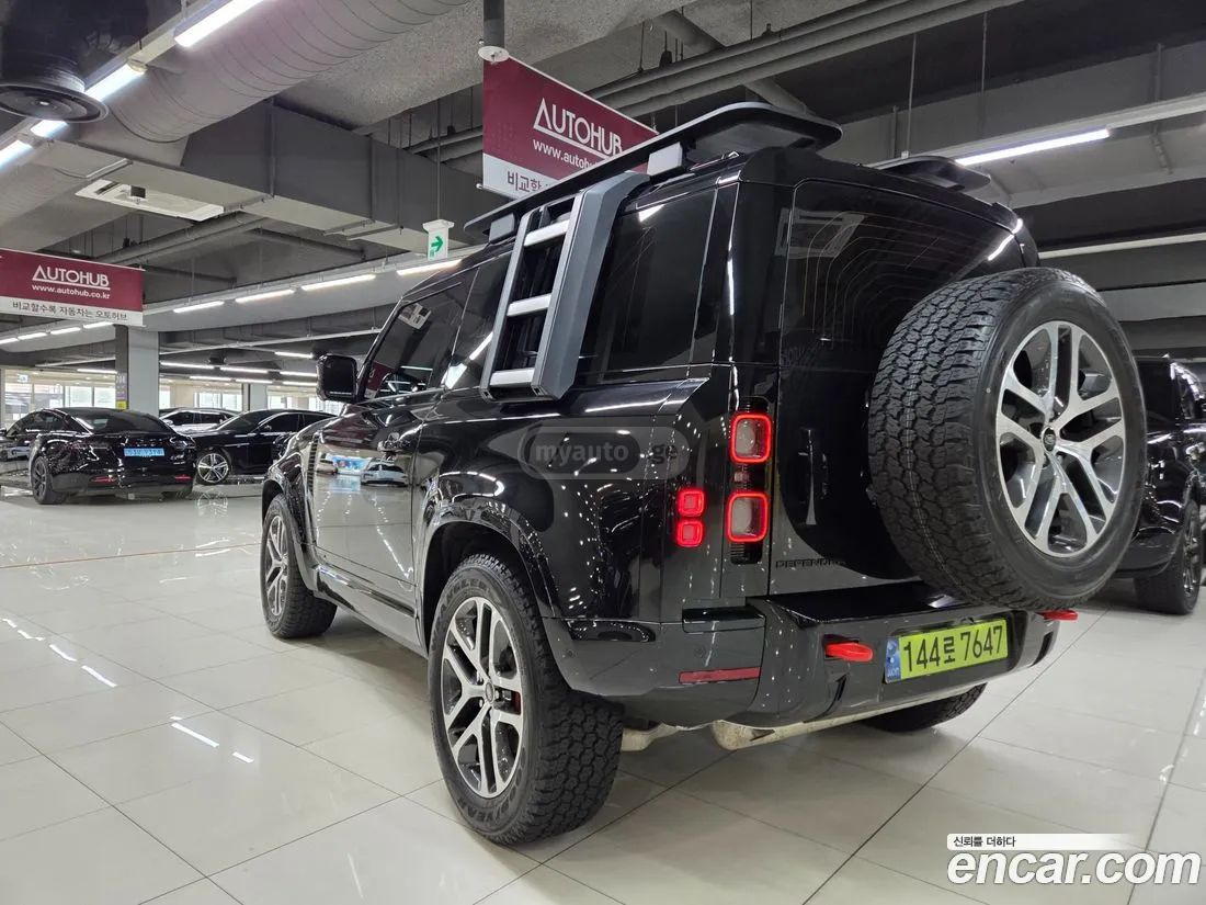 Land Rover Defender 90 2025 — миниатюра 5