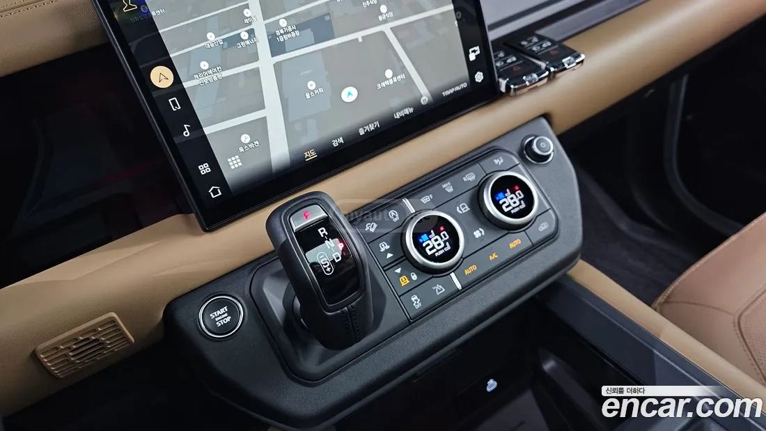 Land Rover Defender 90 2025 — миниатюра 9