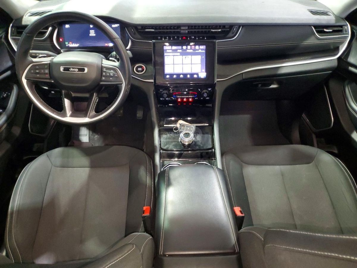 Jeep Grand Cherokee - фото 8