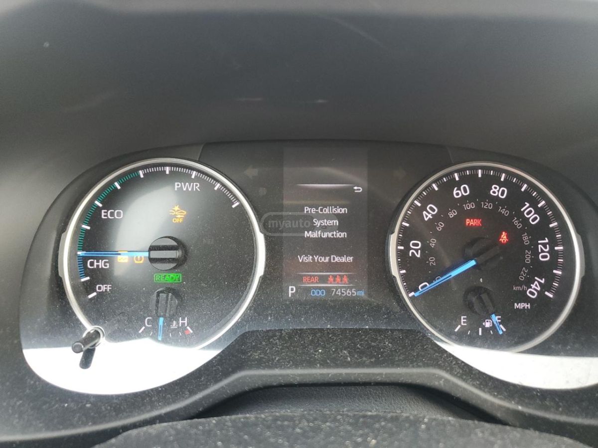 Toyota RAV 4 - фото 9