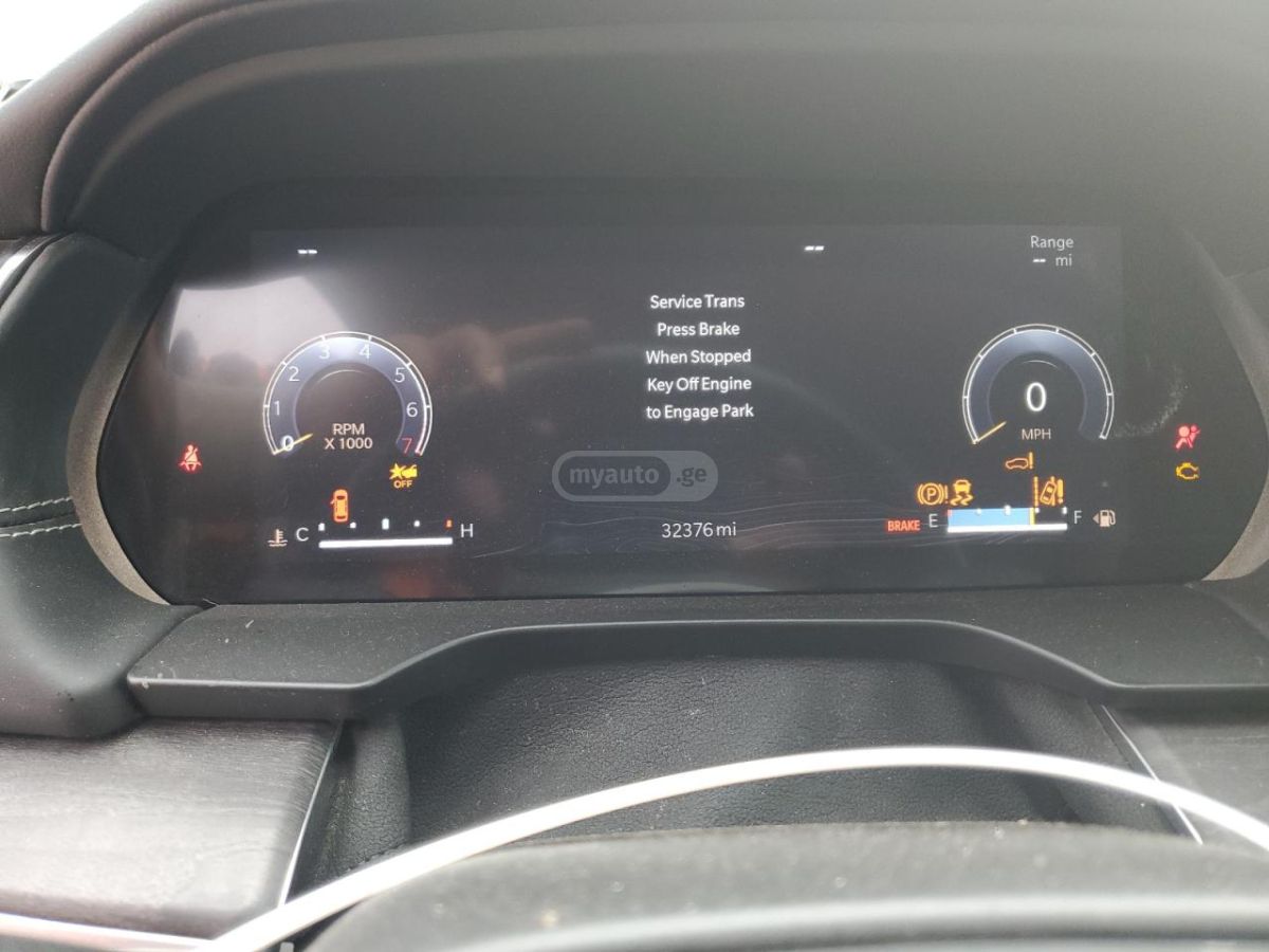 Jeep Grand Cherokee - фото 9