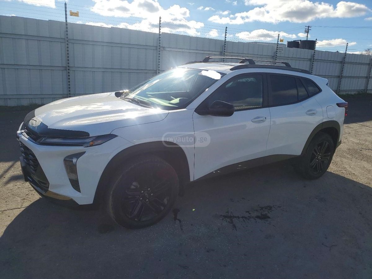 Chevrolet Trax - фото 1