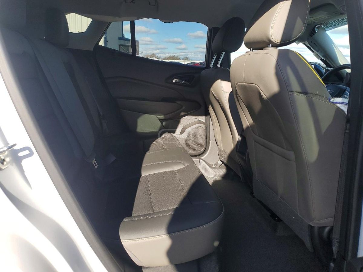 Chevrolet Trax - фото 10