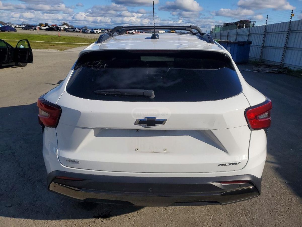 Chevrolet Trax - фото 6