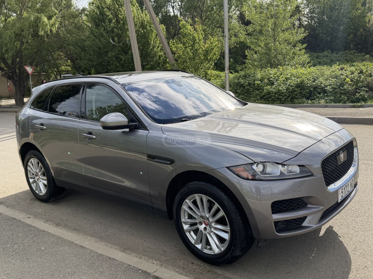 Jaguar F-Pace - фото 2
