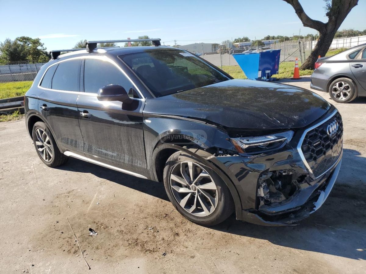Audi Q5 - фото 14