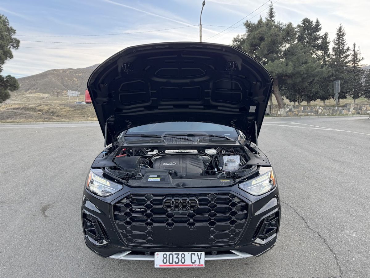 Audi Q5 - фото 9