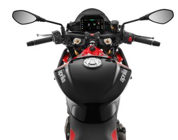 Aprilia TUONO 660 