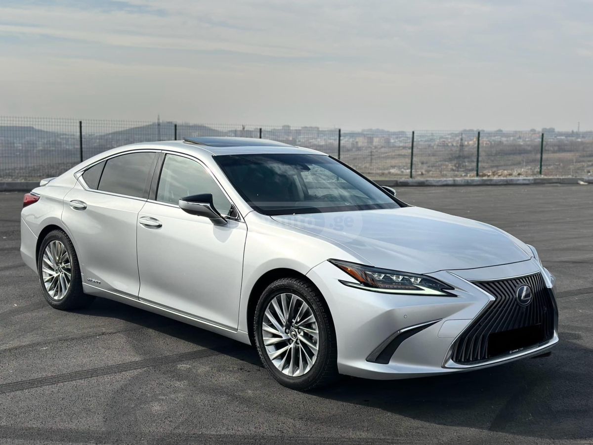 Lexus Hybrid — миниатюра 1