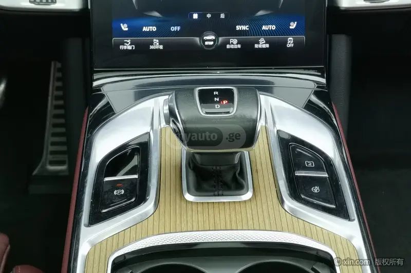 Hongqi E-HS9 - фото 10