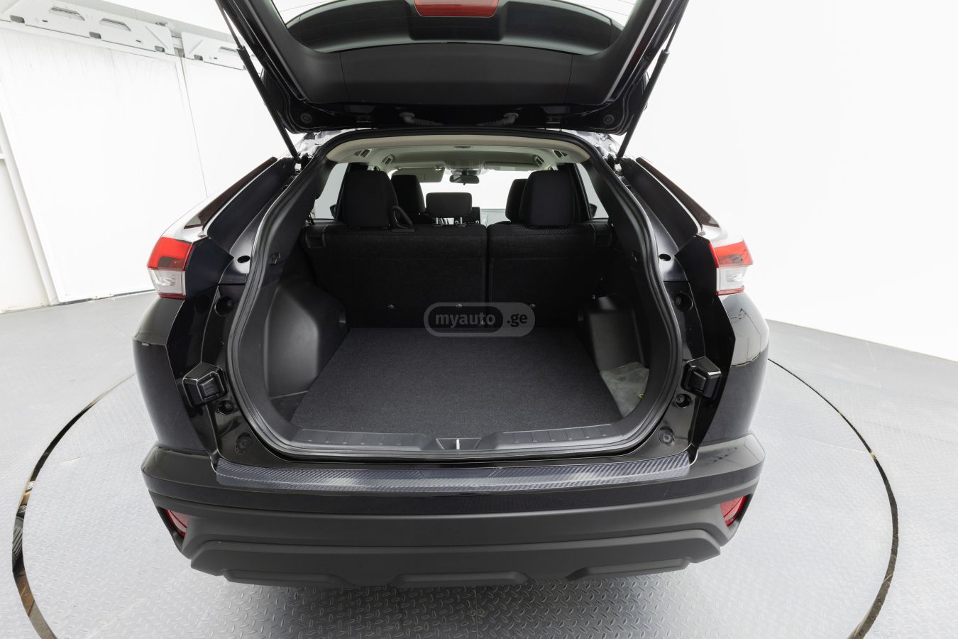 Mitsubishi Eclipse Mitsubishi Eclipse Cross 2024 — миниатюра 10