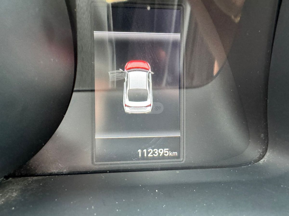 Hyundai Elantra - фото 10