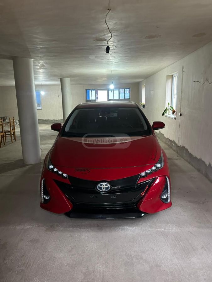 Toyota Limited 5dr Hatchback CVT — миниатюра 3